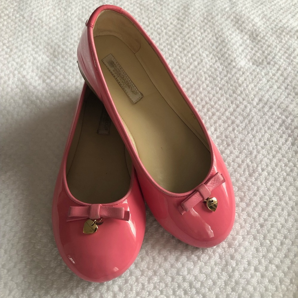 Dolce & Gabanna Patent leather ballet flats with charm